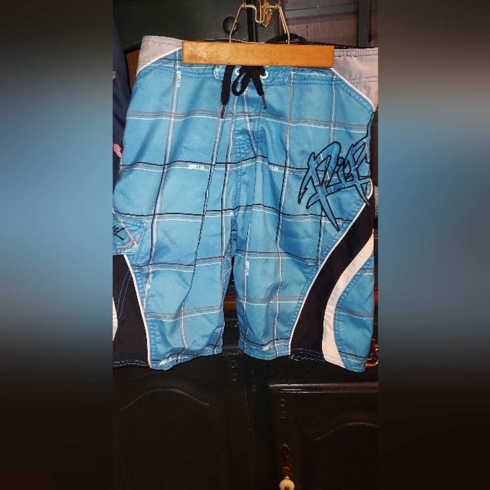 Mens Rip Curl swimming trunks, Size 30